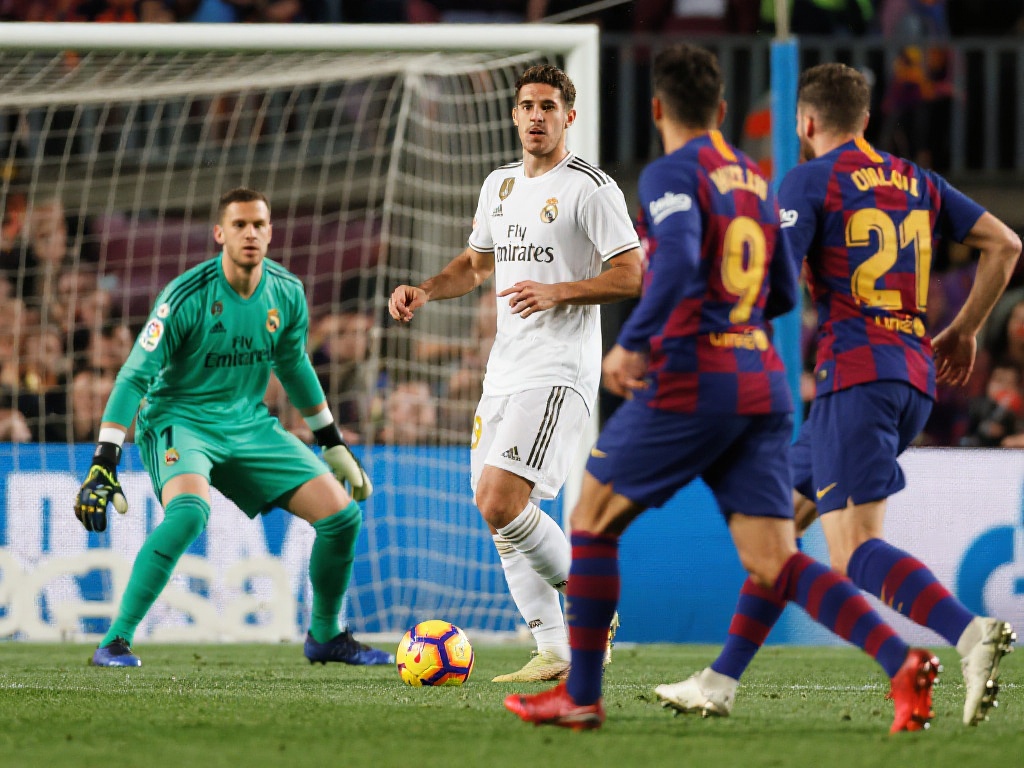 如果从数据上看，皇马和巴萨的表现同样旗鼓